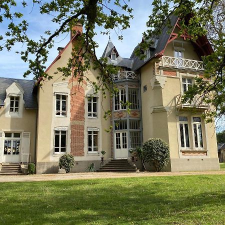 Chateau De La Coudraie Et La Petite Coudraie Changé Exterior foto